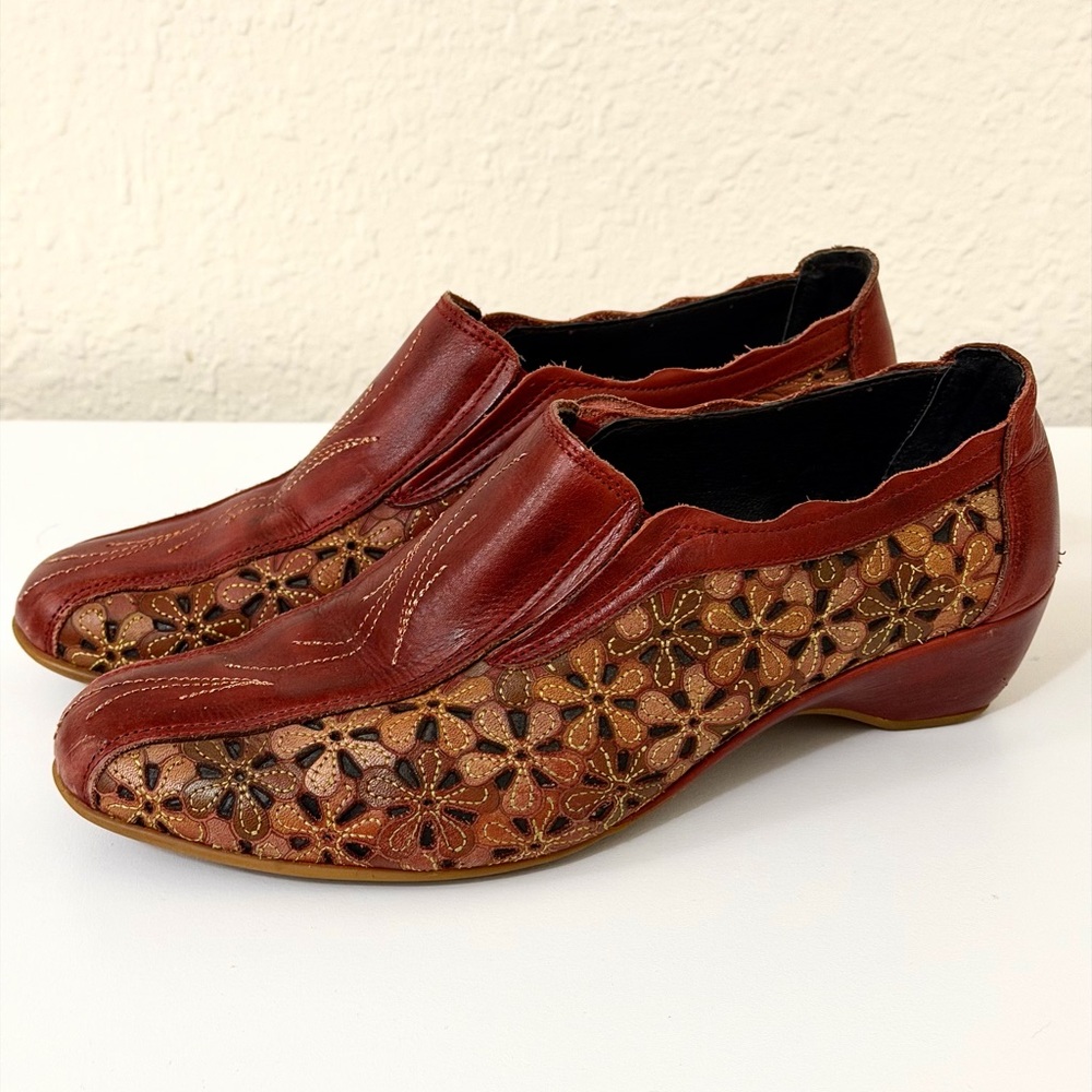 Pikolinos Romana floral cut slip-on leather shoes Rose Red Pink size 37